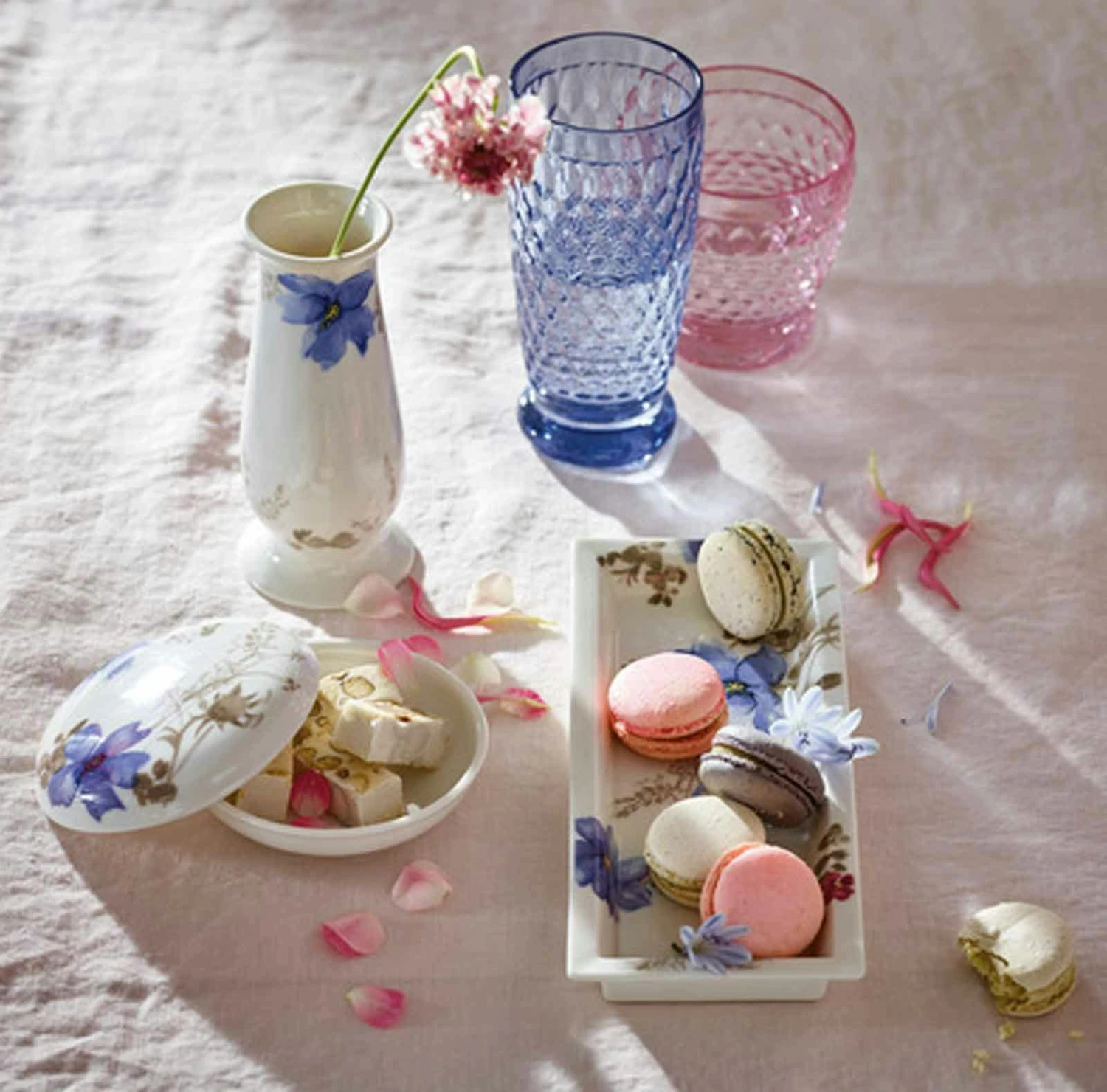 Villeroy & Boch Boston Coloured Weißwein- & Sektgläser Set 12er Set blau Villeroy & Boch Boston Coloured Weißwein- & Sektgläser Set 12er Set Blau -Villeroy & Boch 60725647 6050 40ee a2de c325972cb477